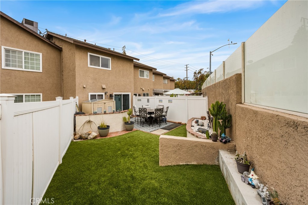 500 N Tustin Avenue 105