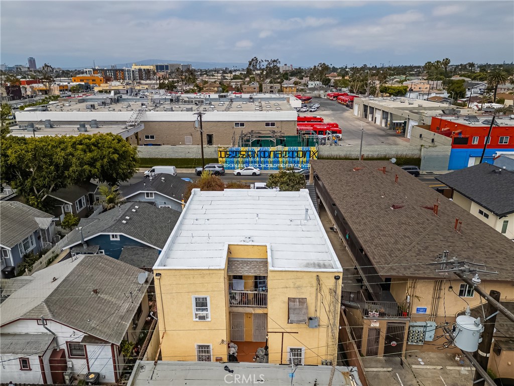 1364 Cherry Avenue