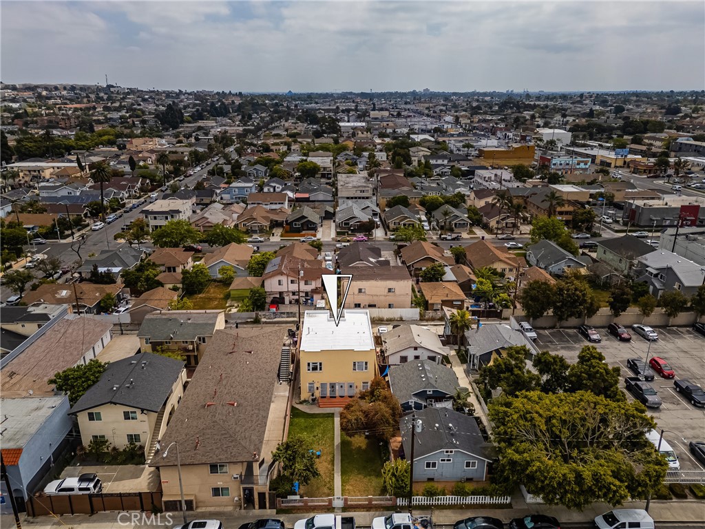 1364 Cherry Avenue