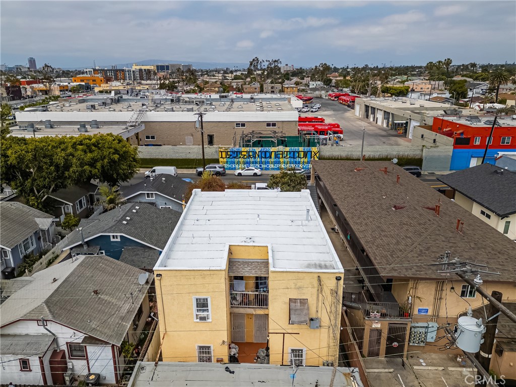 1364 Cherry Avenue