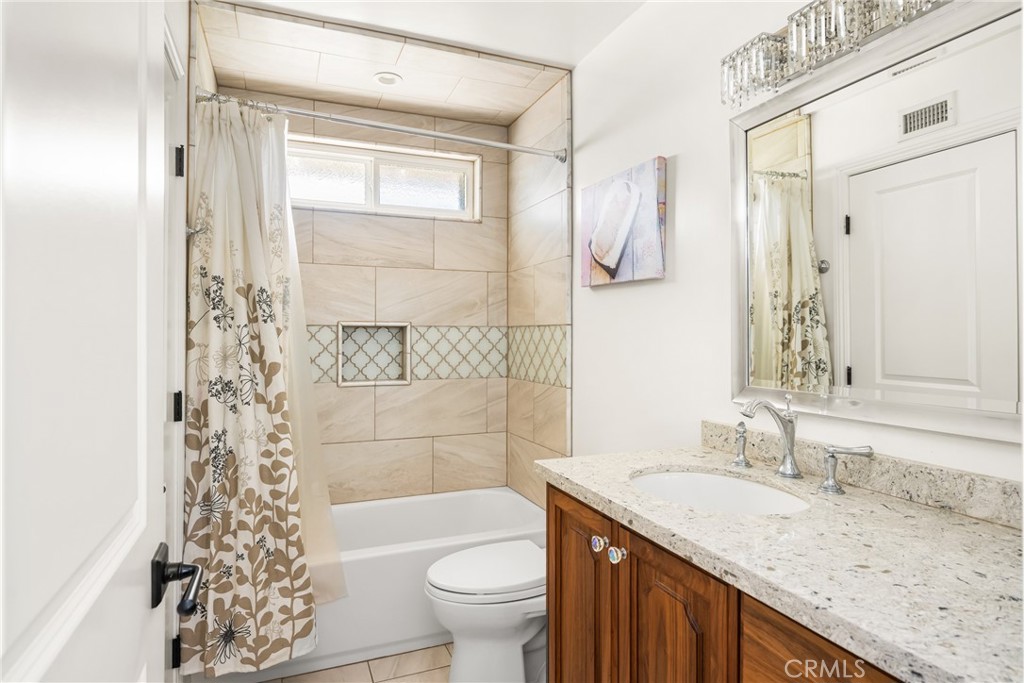 6021 Saddletree Lane