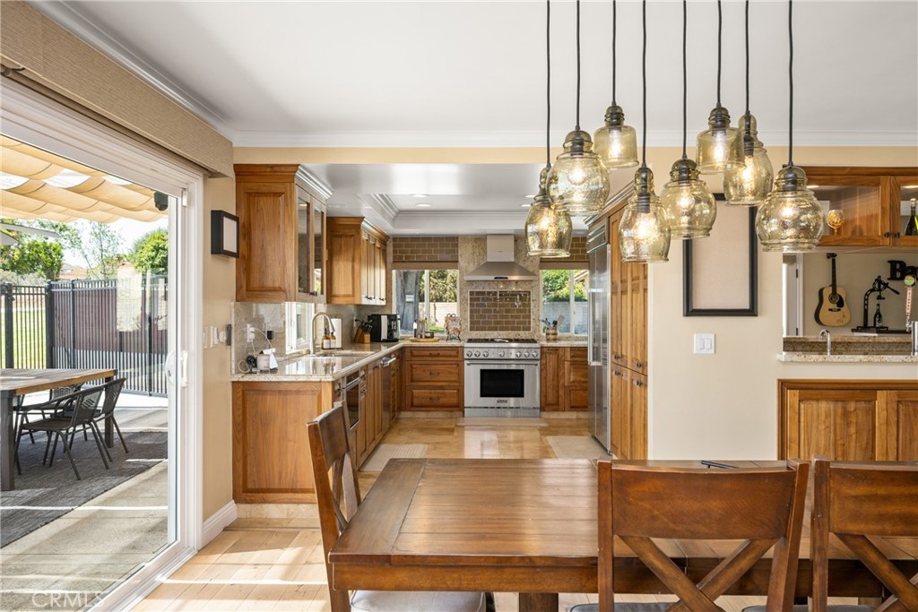 6021 Saddletree Lane