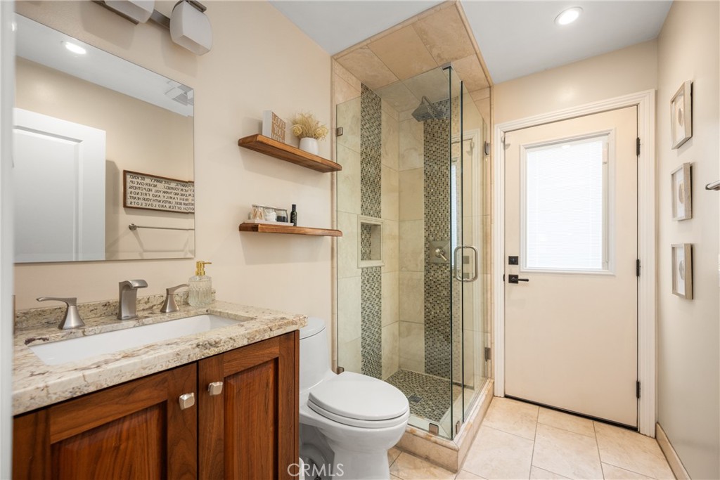 6021 Saddletree Lane