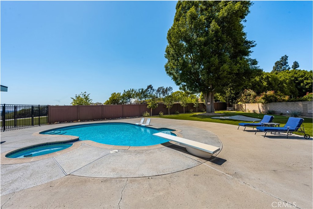 6021 Saddletree Lane