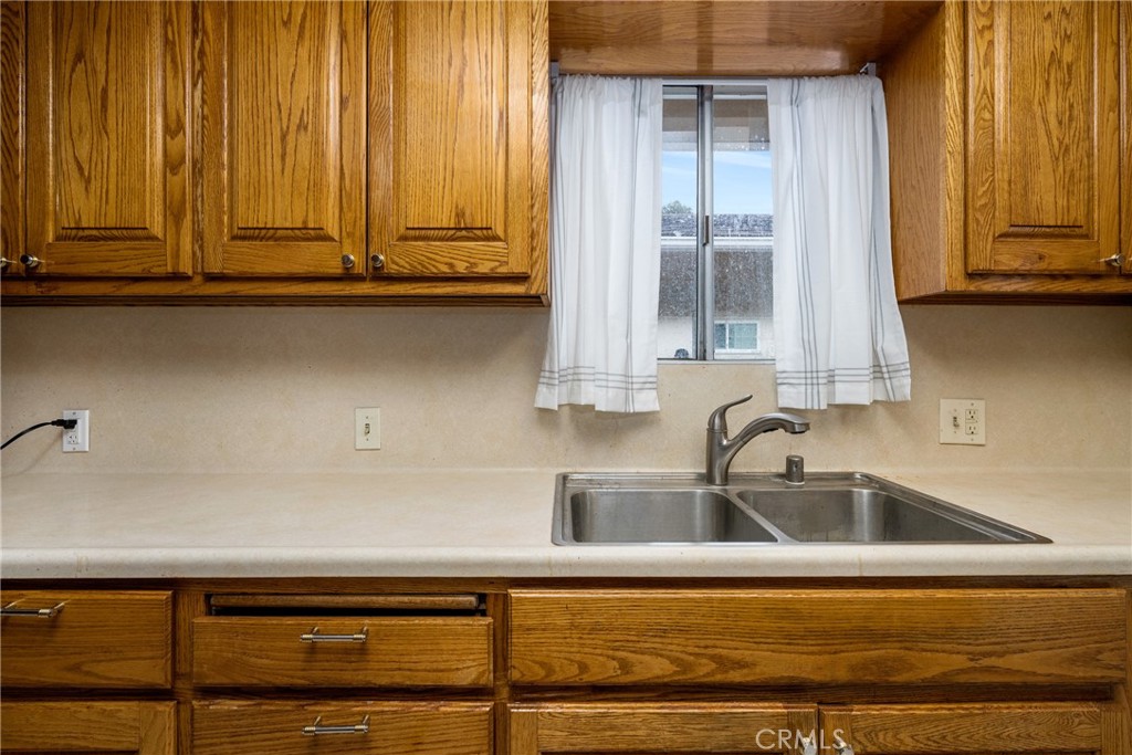 1435 W Wedgewood Drive