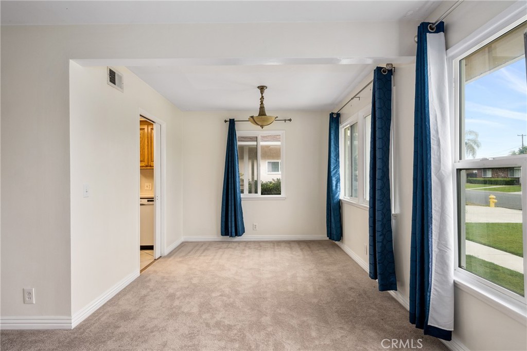 1435 W Wedgewood Drive