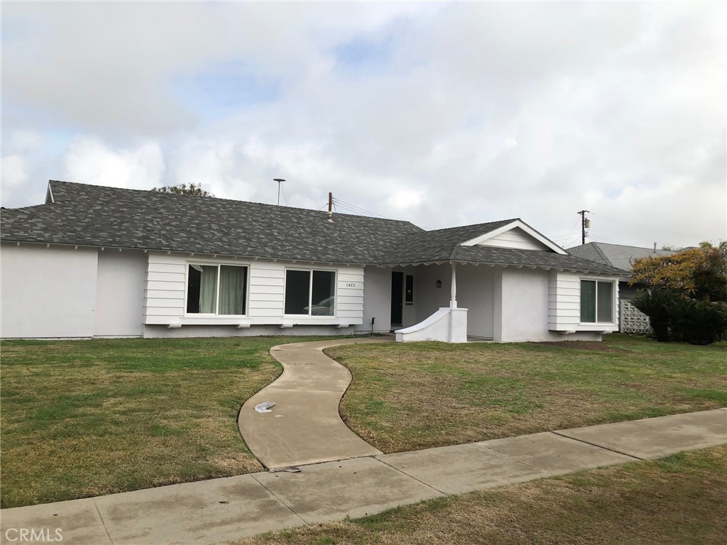1435 W Westmont Drive
