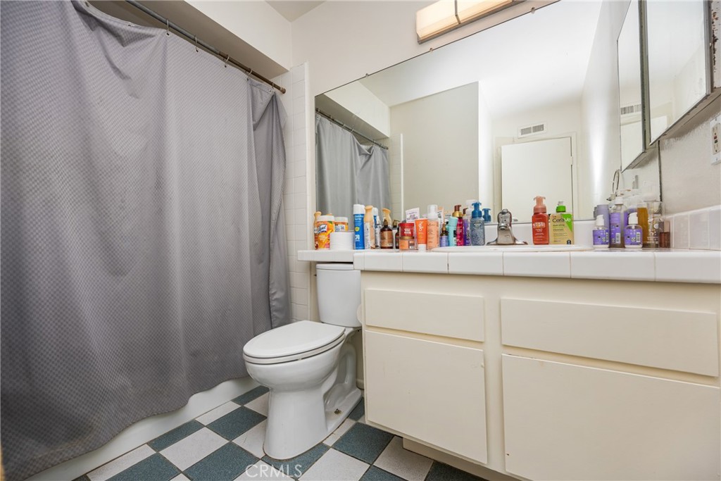 1112 1114 Napa Street