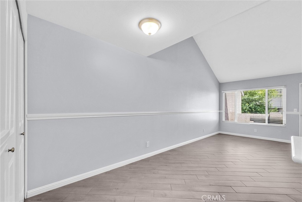 155 N Singingwood Street 39