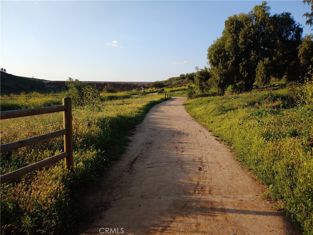 155 N Singingwood Street 39