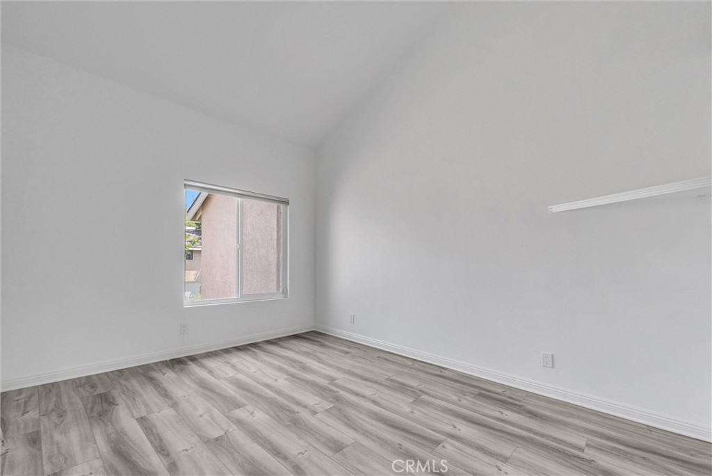 155 N Singingwood Street 39