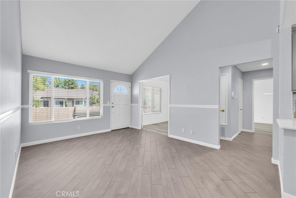 155 N Singingwood Street 39