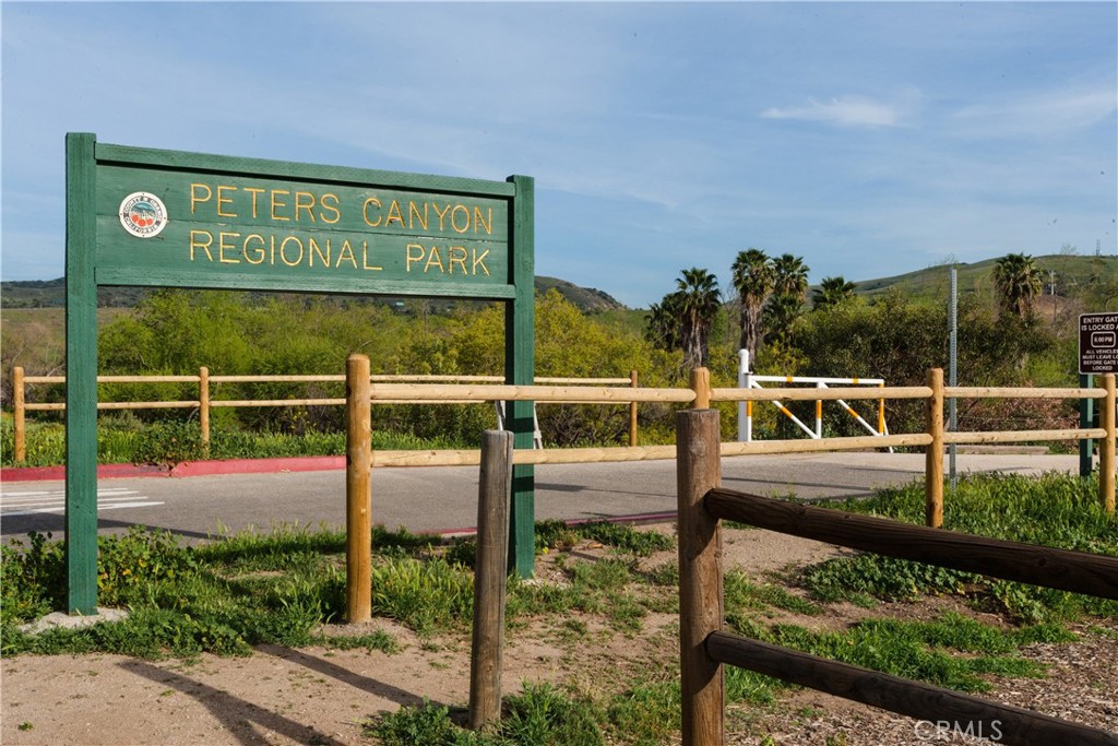 155 N Singingwood Street 39