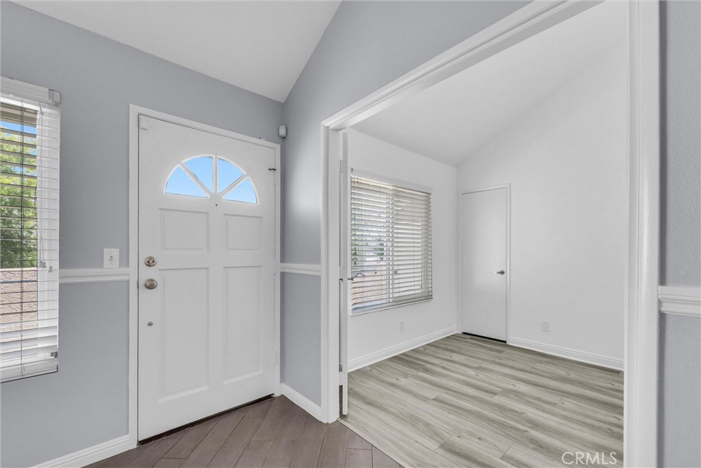 155 N Singingwood Street 39