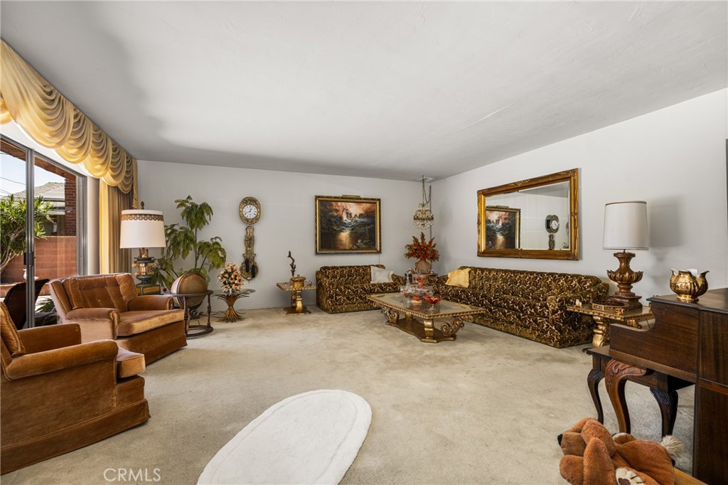 500 N Meadowbrook Place