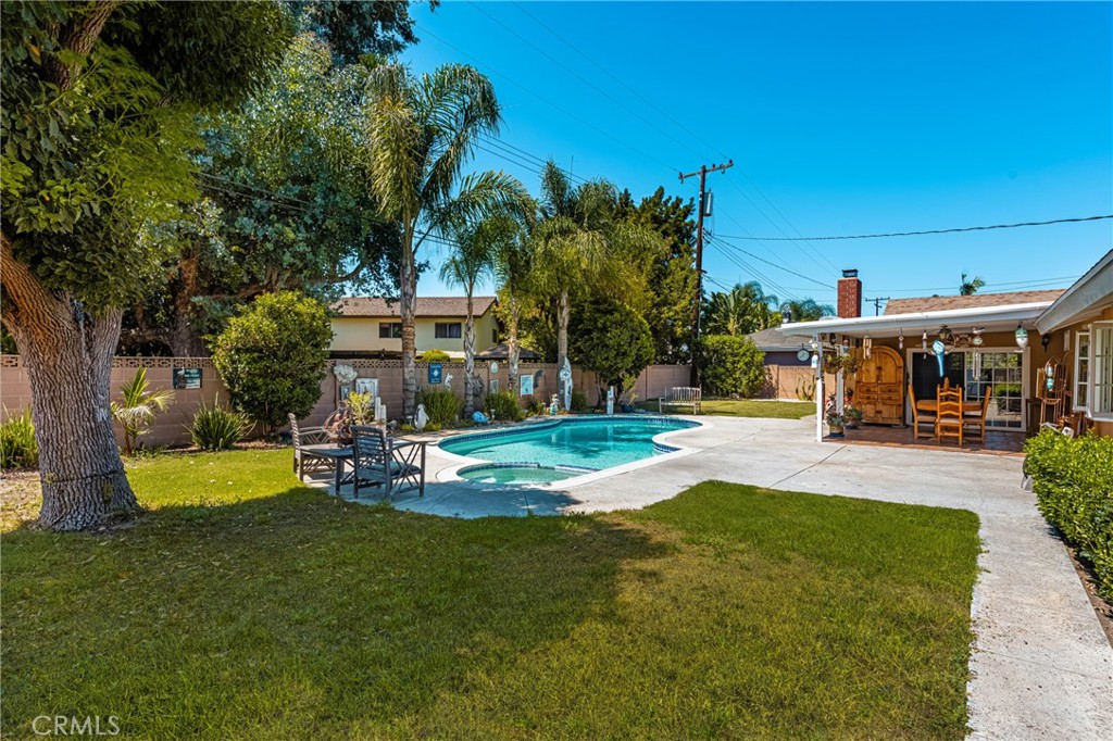609 N Dwyer Drive