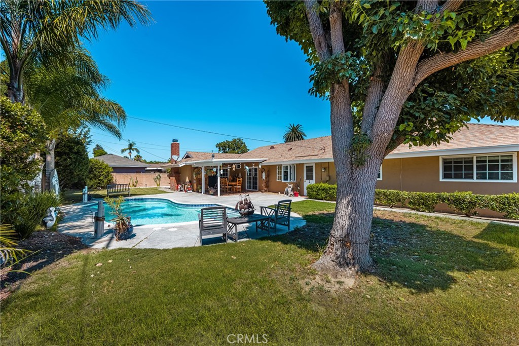 609 N Dwyer Drive