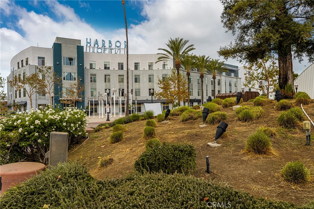 435 W Center Street Promenade 331
