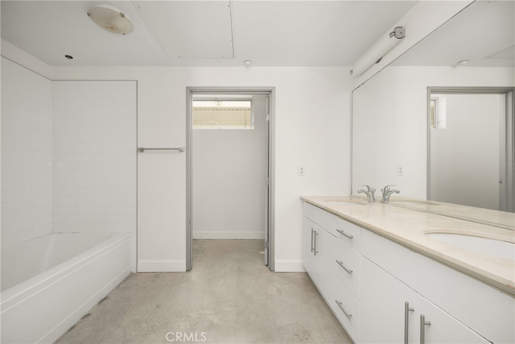 435 W Center Street Promenade 331