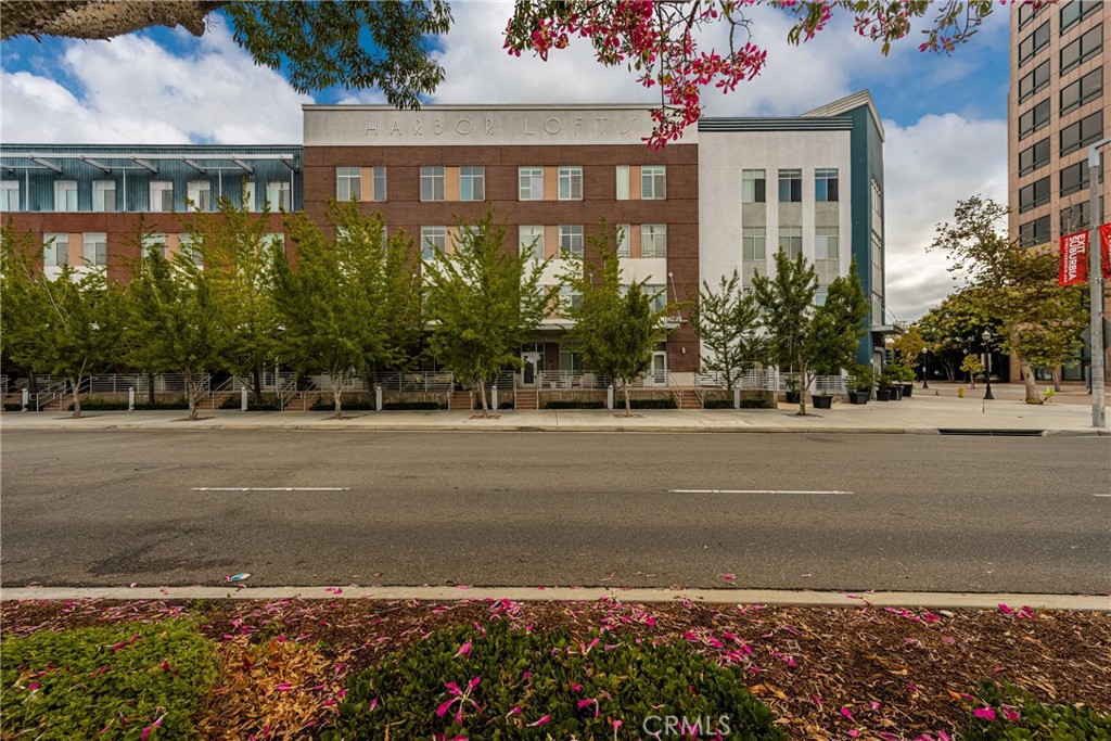 435 W Center Street Promenade 331