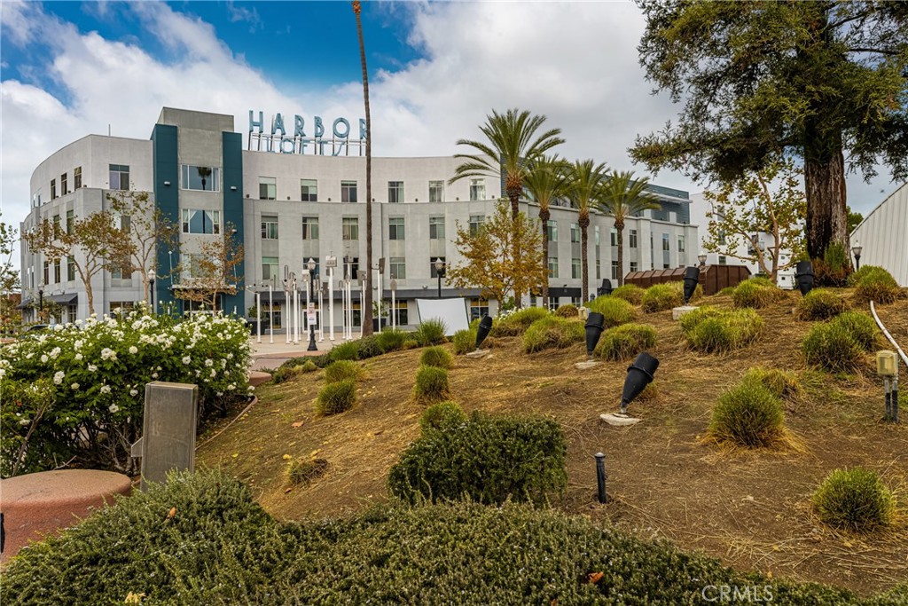 435 W Center Street Promenade 331