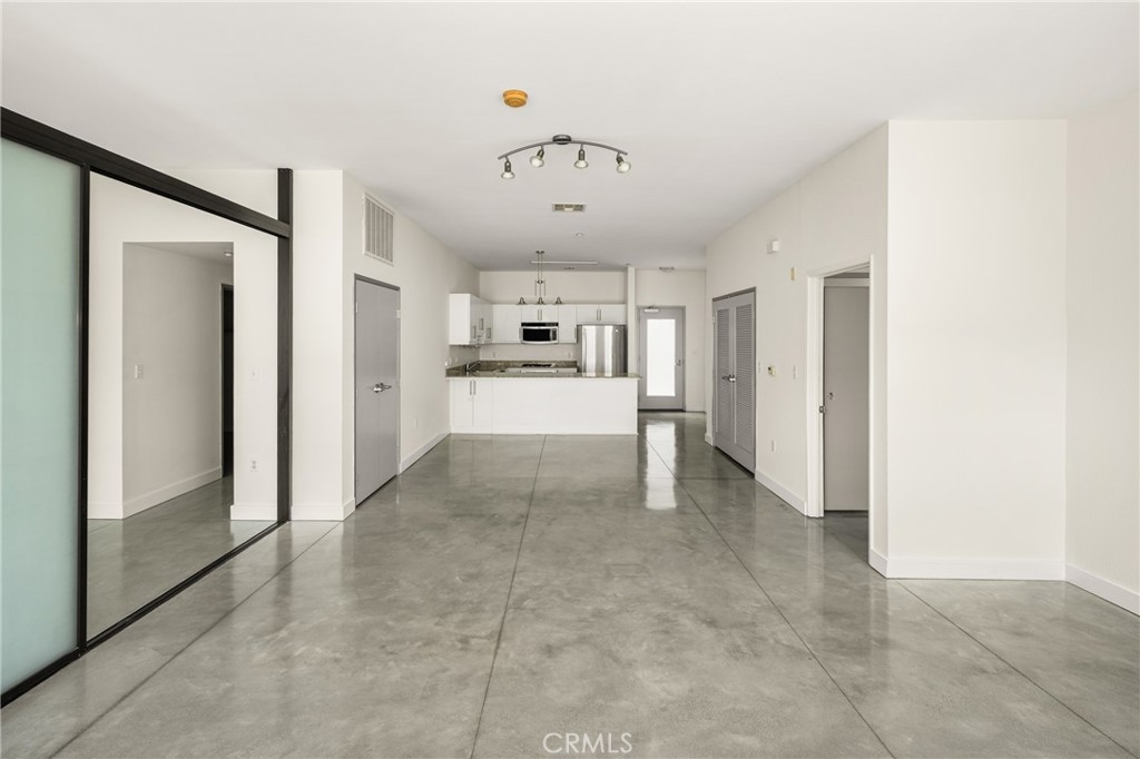 435 W Center Street Promenade 331