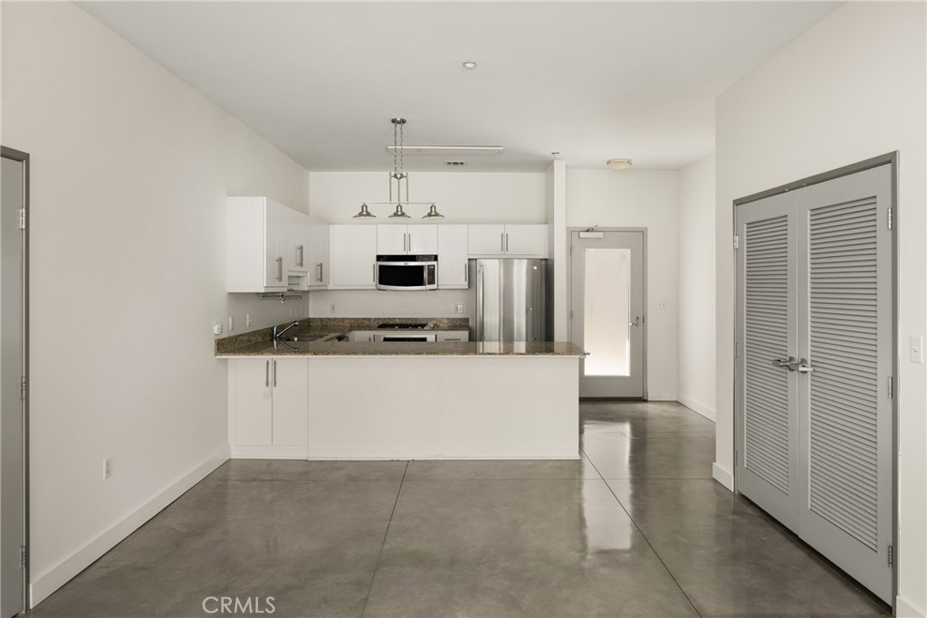 435 W Center Street Promenade 331