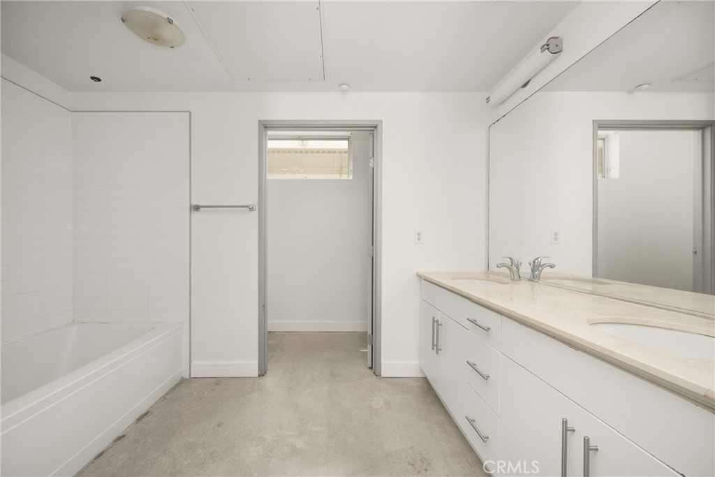 435 W Center Street Promenade 331