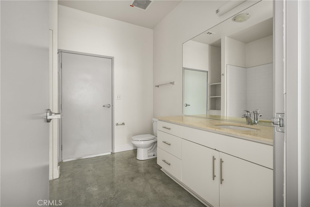 435 W Center Street Promenade 331