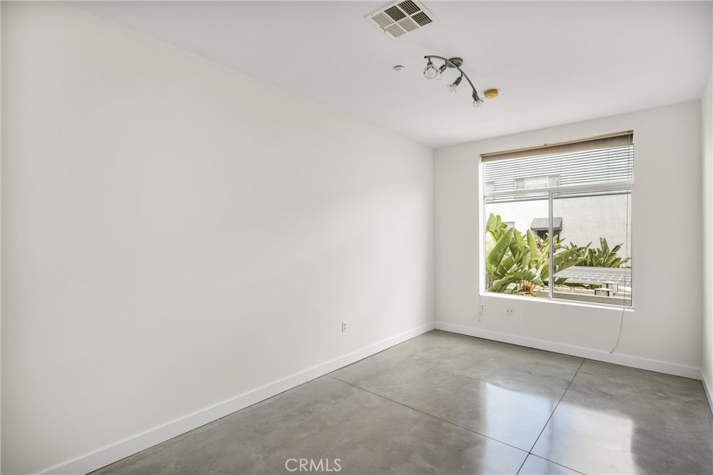 435 W Center Street Promenade 331