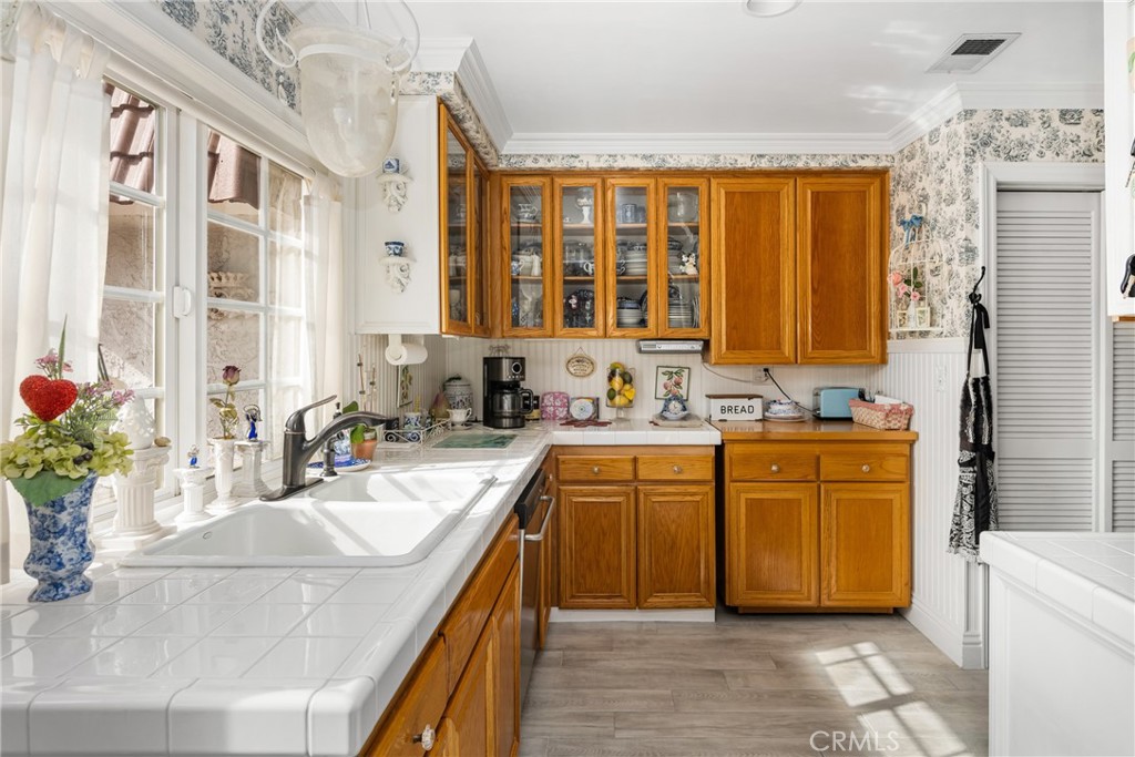 6837 Amelia Way