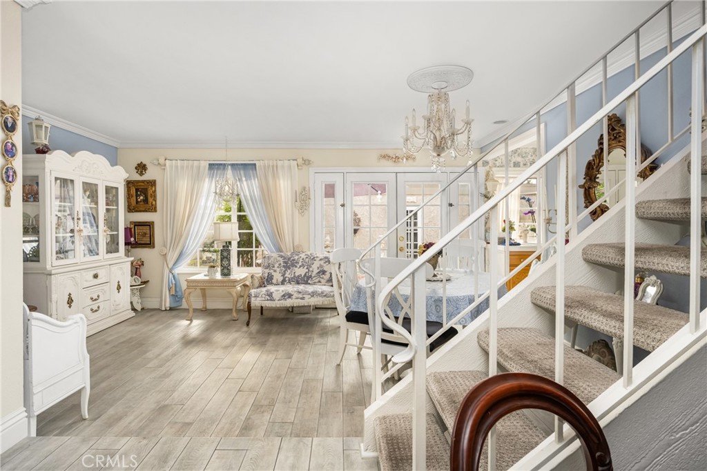 6837 Amelia Way