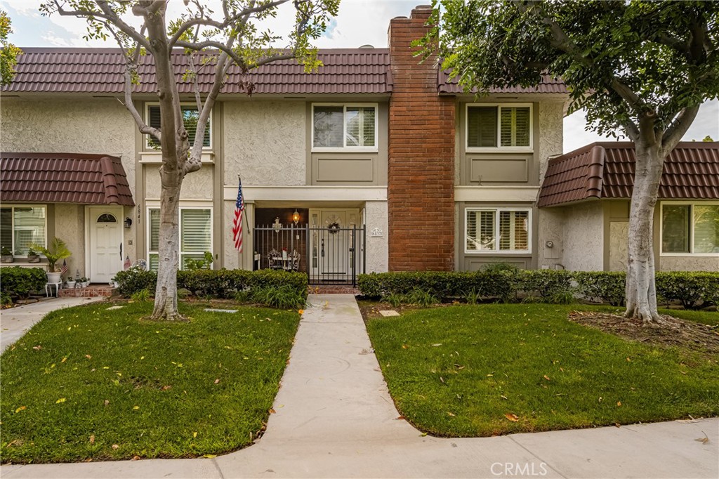 6837 Amelia Way