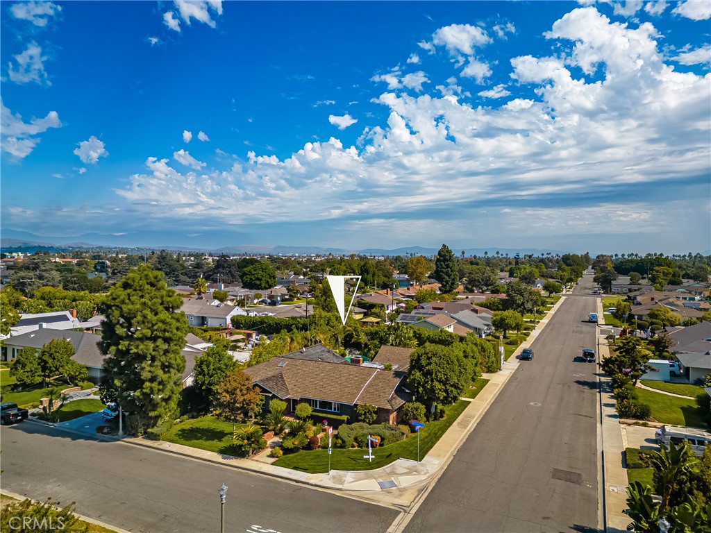 700 N Westwood Place