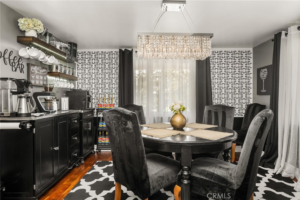 700 N Westwood Place