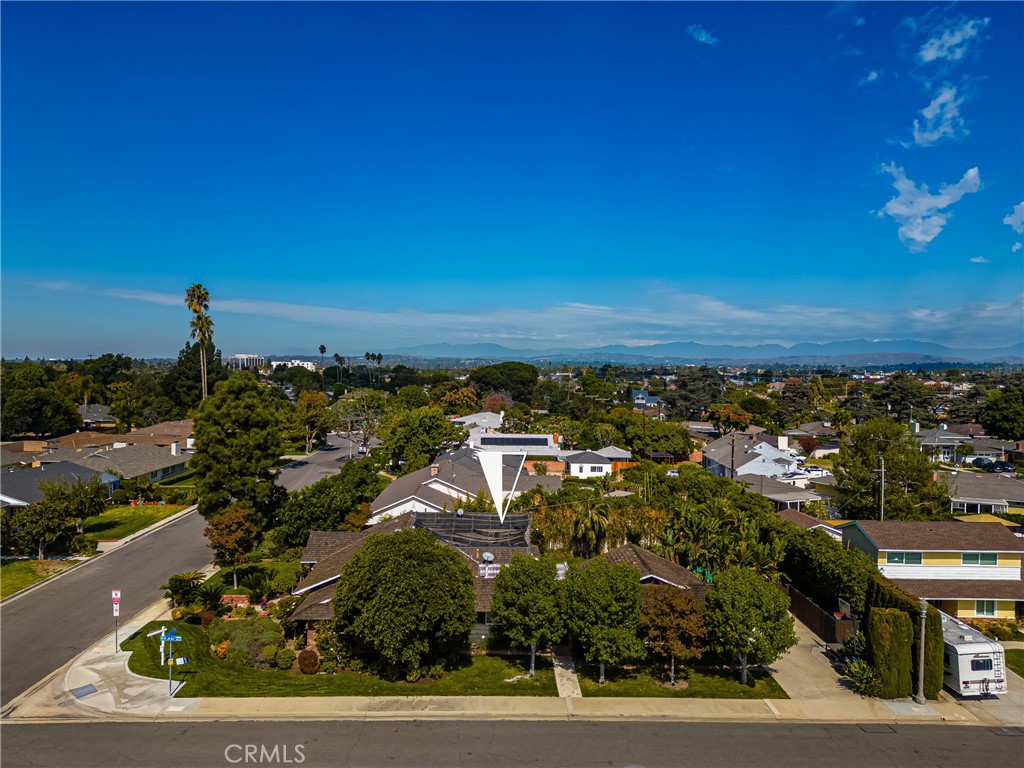 700 N Westwood Place