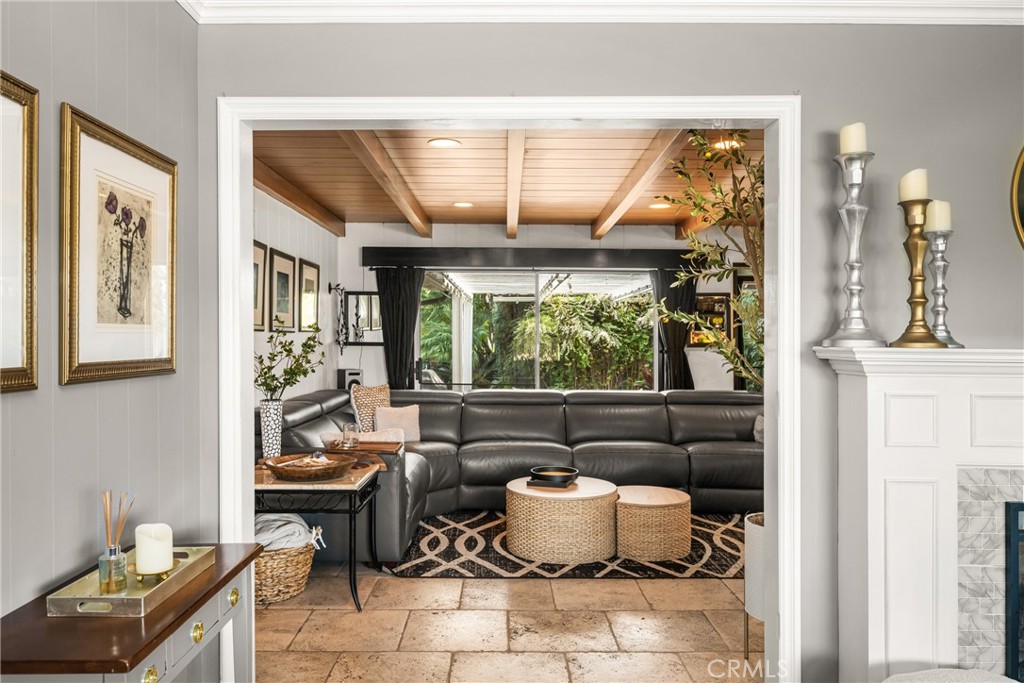 700 N Westwood Place