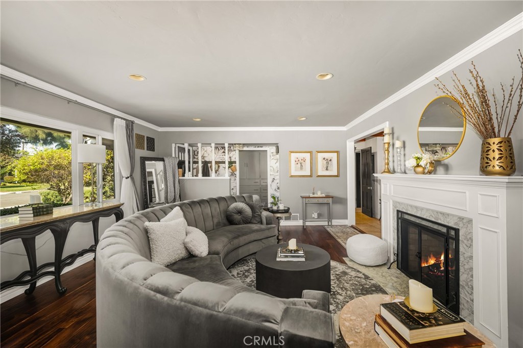 700 N Westwood Place