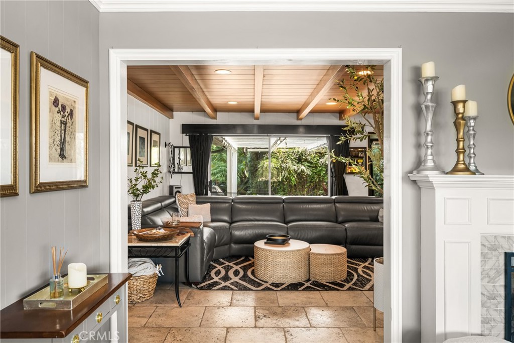 700 N Westwood Place