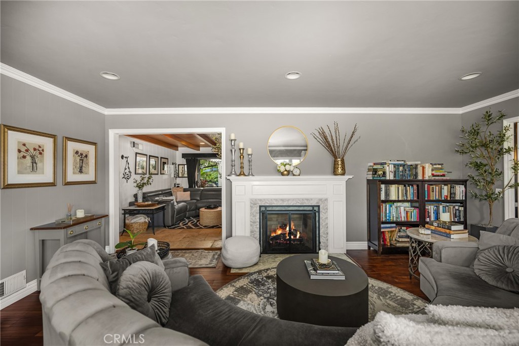 700 N Westwood Place