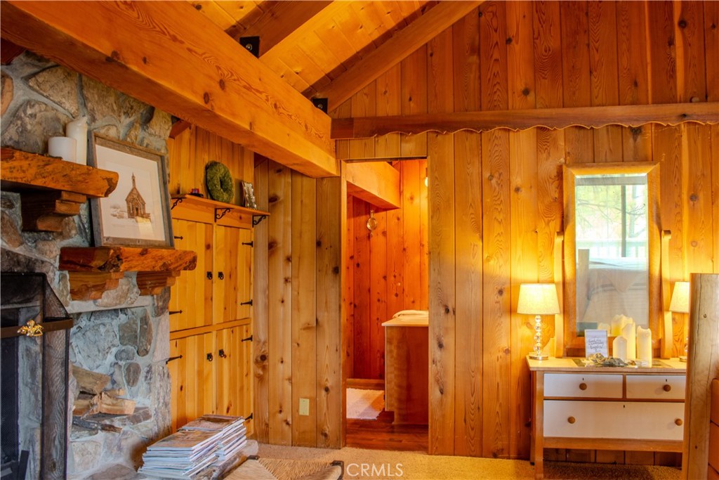 1007 White Mountain Drive