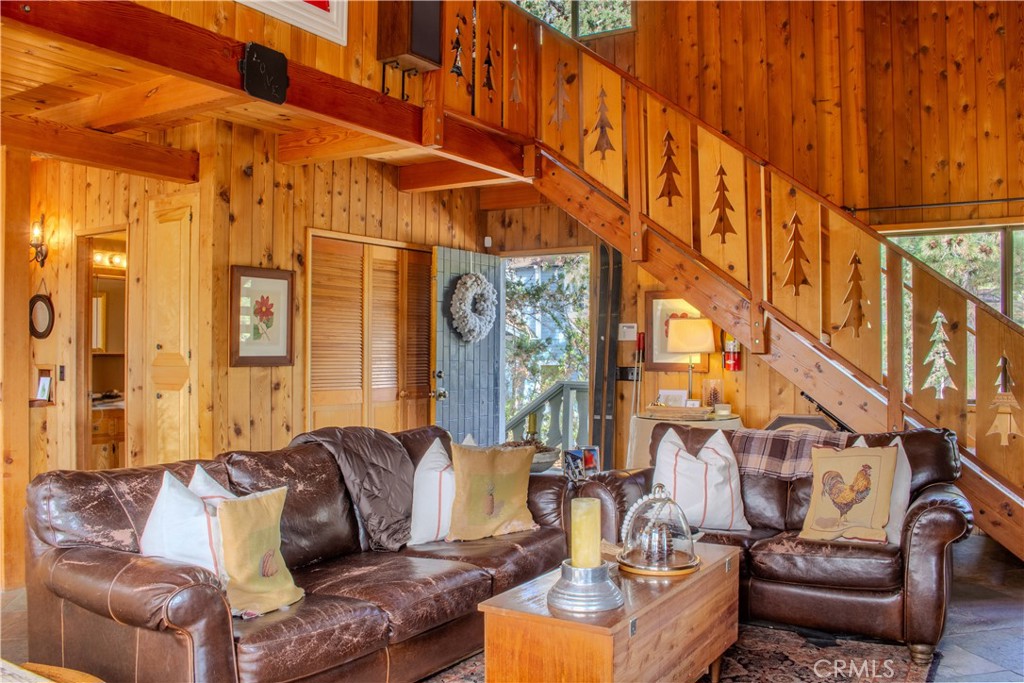 1007 White Mountain Drive