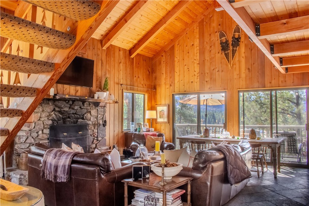 1007 White Mountain Drive