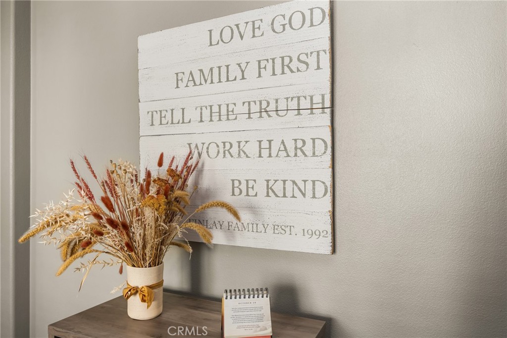 425 S Anaheim Boulevard 3