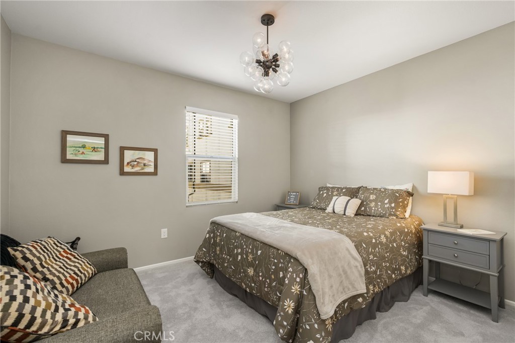 425 S Anaheim Boulevard 3