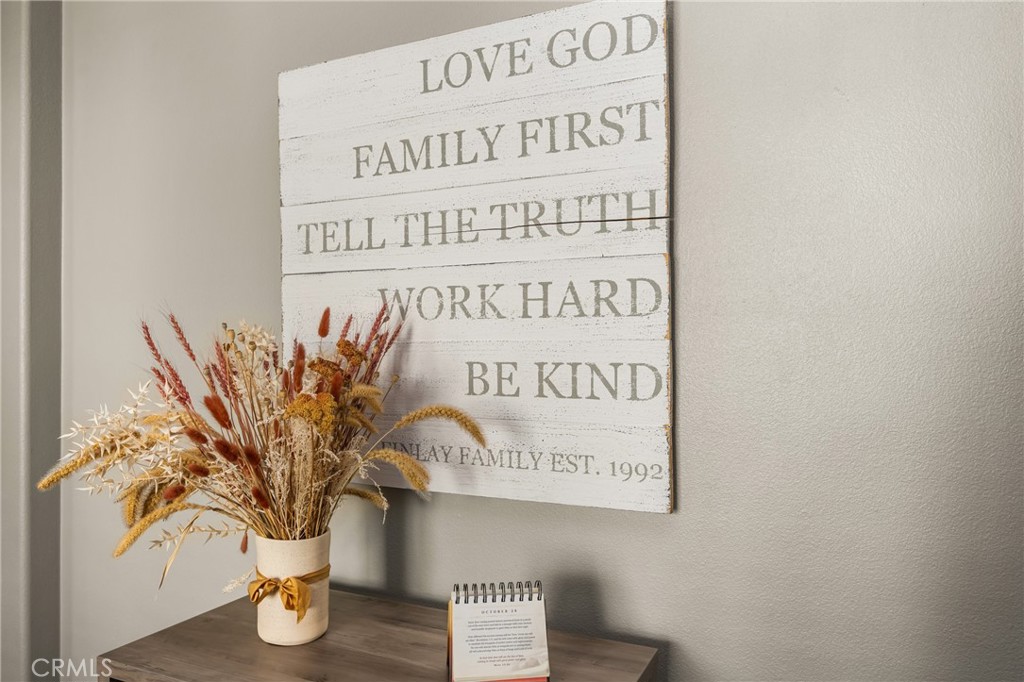 425 S Anaheim Boulevard 3