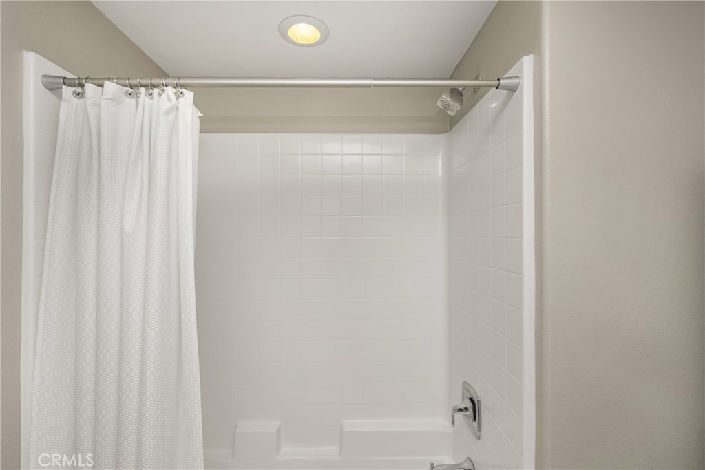 425 S Anaheim Boulevard 3