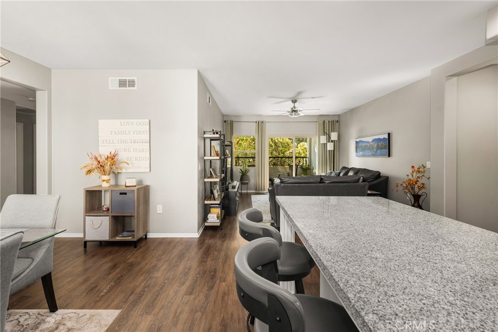 425 S Anaheim Boulevard 3