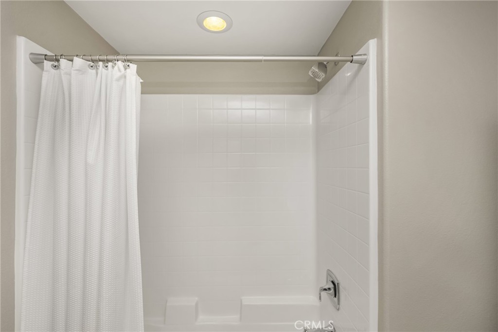 425 S Anaheim Boulevard 3