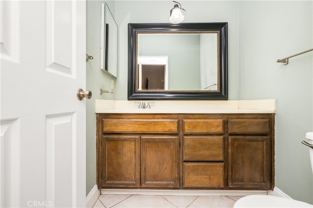 1062 Walnut Street C